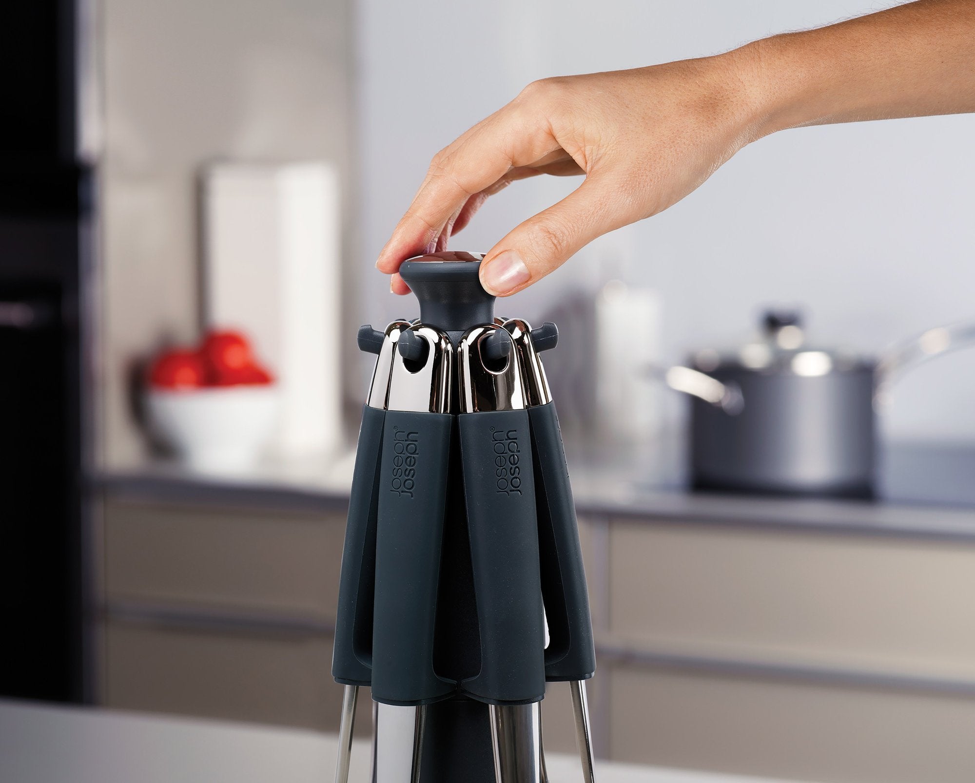 JOSEPH JOSEPH Elevate™ Steel 100 Carousel | Lifetime Kitchen
