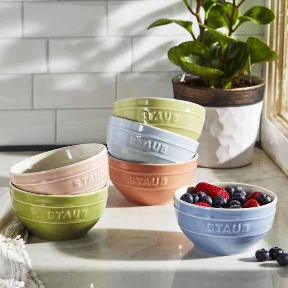 STAUB CERAMIQUE 6-pc, Bowl set macaron, mixed colors | Lifetime