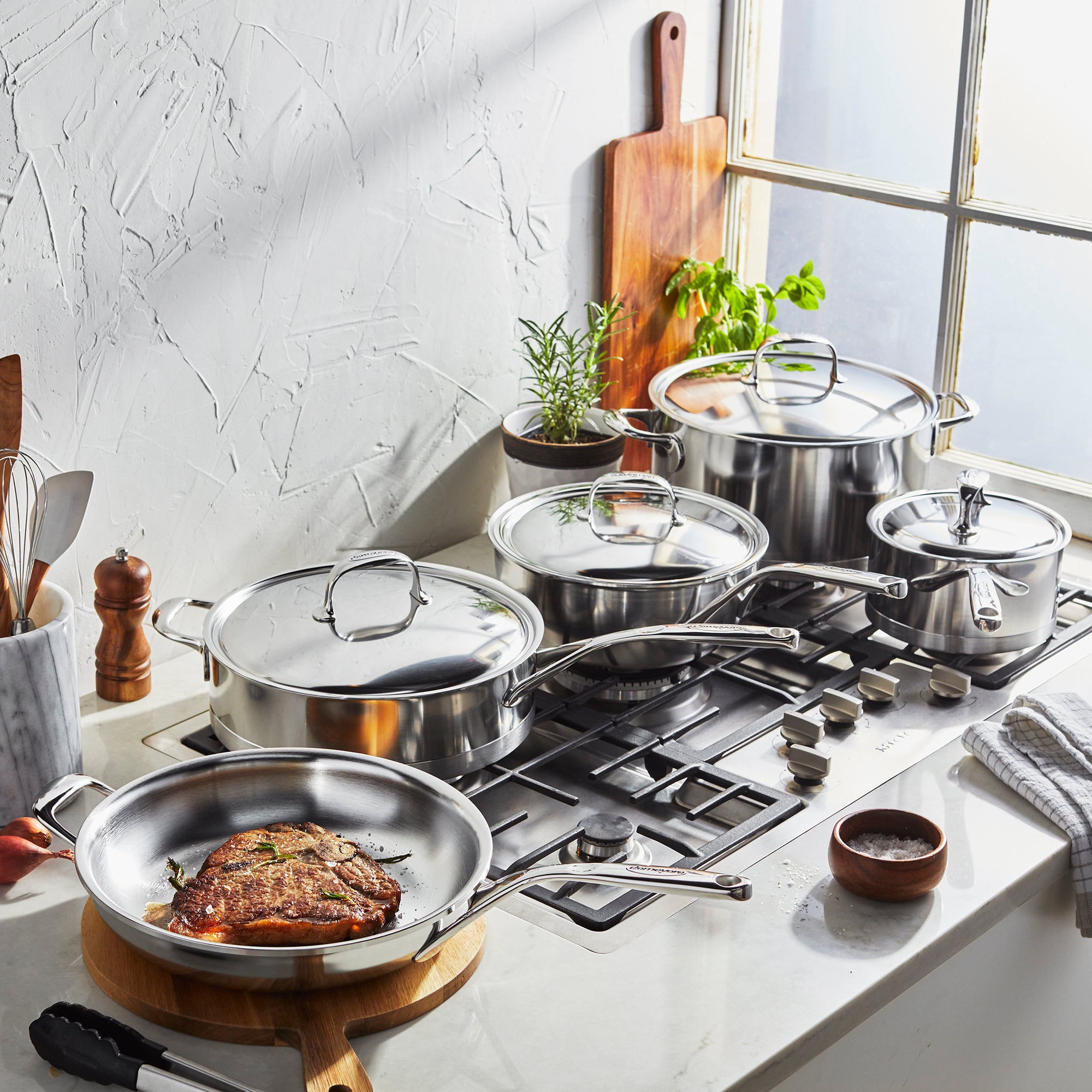 Demeyere デメイエレ ソテーパン 鍋蓋 28cm Atlantis 7 DEMEYERE ATLANTIS 7 - 9-pc, Stainless Steel Cookware Set